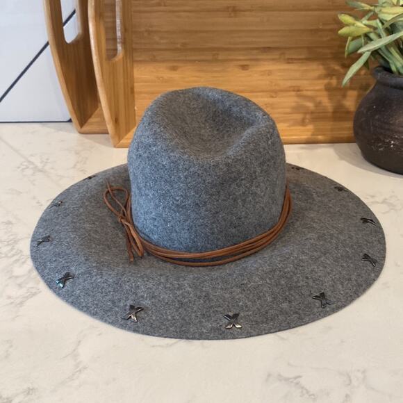 Green Label wool silver leather accents bohemian western Gypsy adjustable grey
